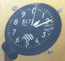 Höhenmesser & Fahrtmesser zum verkaufen / Altimeter /Airspeedindicator for sale