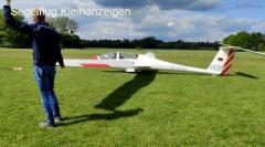 Twin Astir mit Transponder und Anhänger