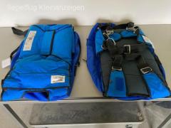 2 Rettungsschirme Thinback 104