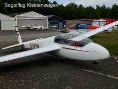 ASK 13 mit Rumpfboot