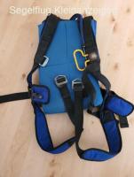 Rettungsfallschirm Mertens 12-82/23 R I, abgelaufen. 