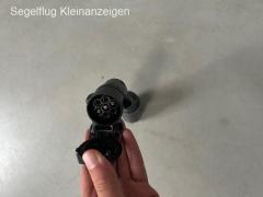 13 - 7 pin trailer adapter