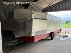 Anhänger oder Hangar für Flugzeug 