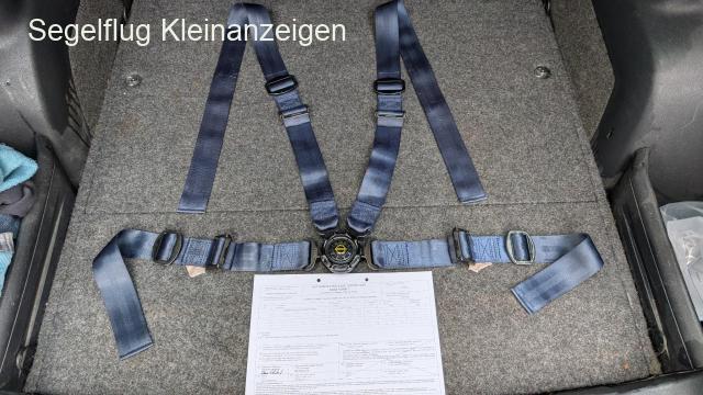 Gurtsatz SCHROTH Model 4-01 / blau / BJ 2012 Gurtsatz SCHROTH Model 4-01 / blau / BJ 2012