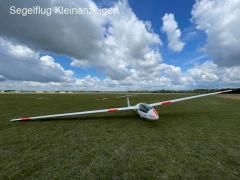 Sehr schöner Cirrus, reinsetzen und losfliegen.