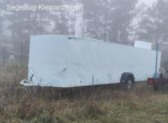 Schöne SF27A zu verkaufen mit geschlossenem Anhänger