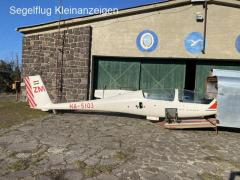 Grob G103 Twin Astir with trailer